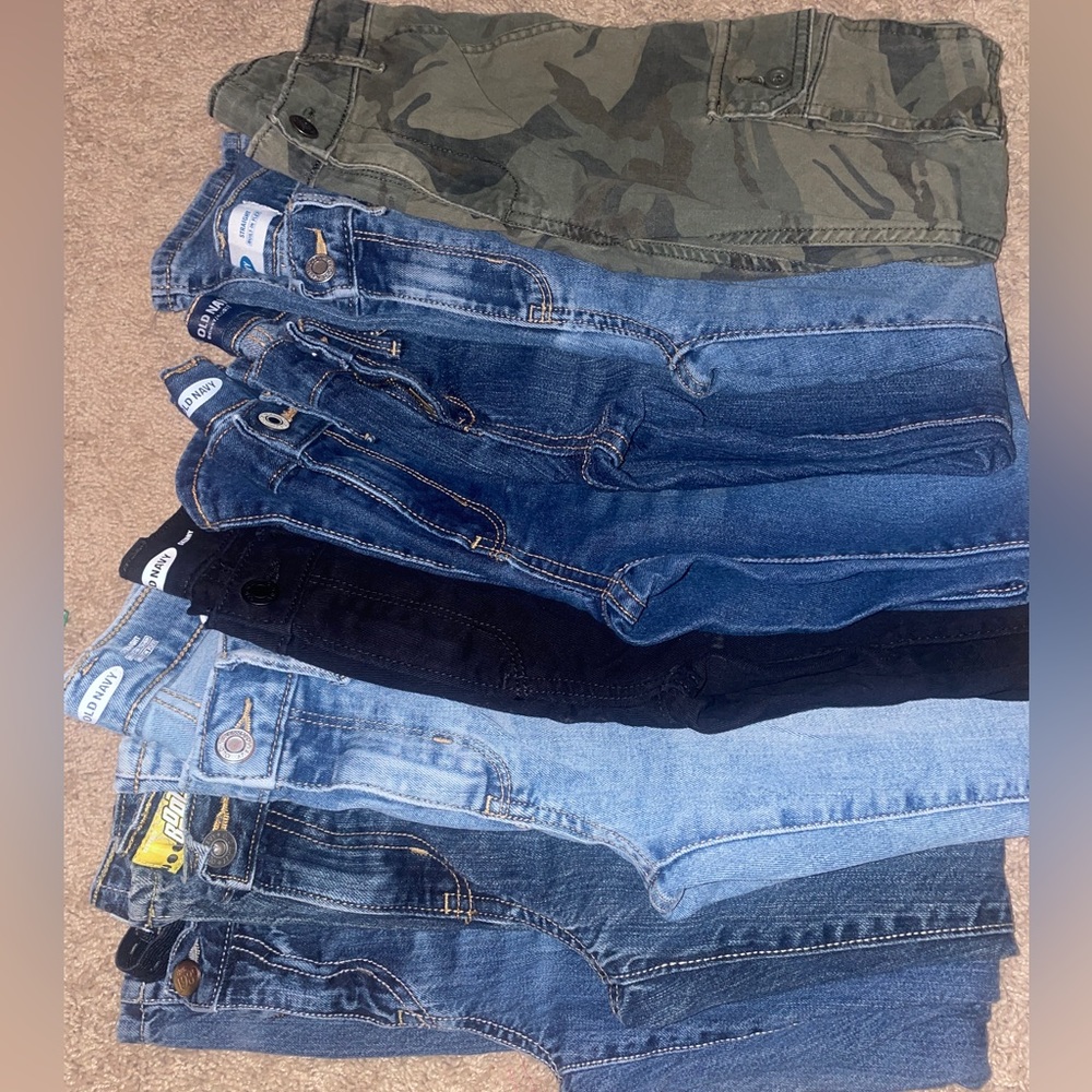Lot of jeans size 8 boys